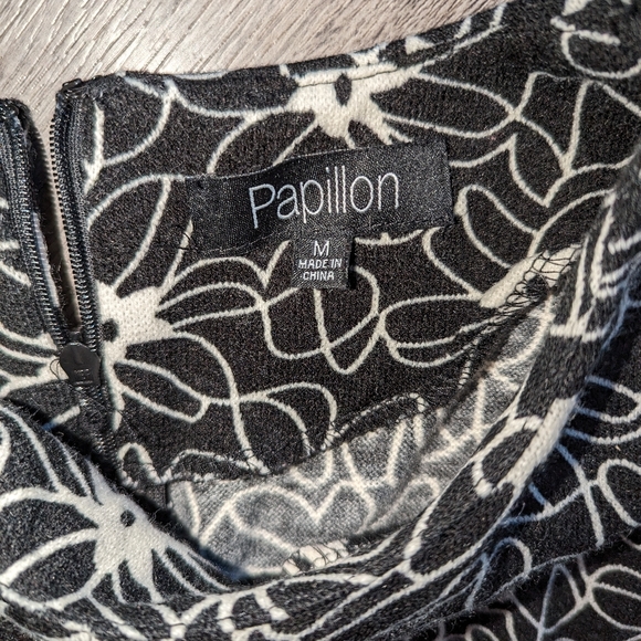 Papillon Dress - Picture 3 of 6